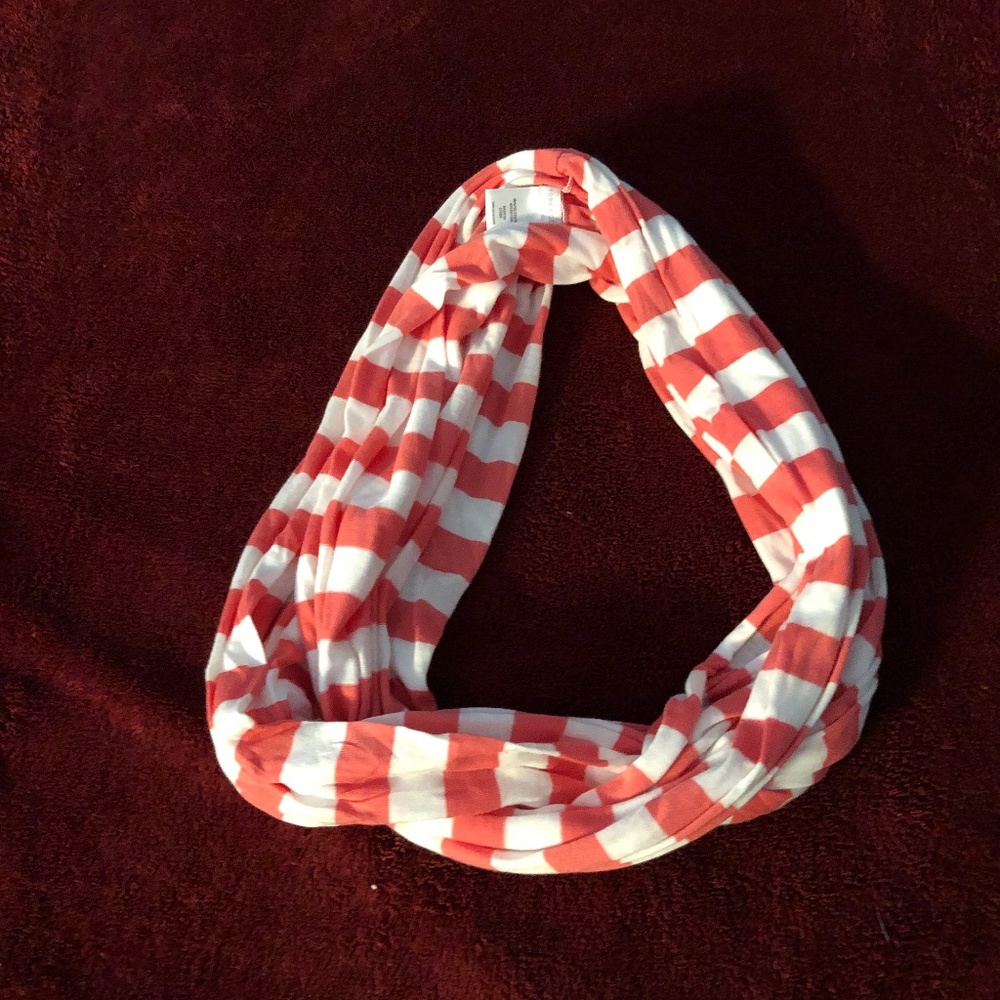 Infinity scarf